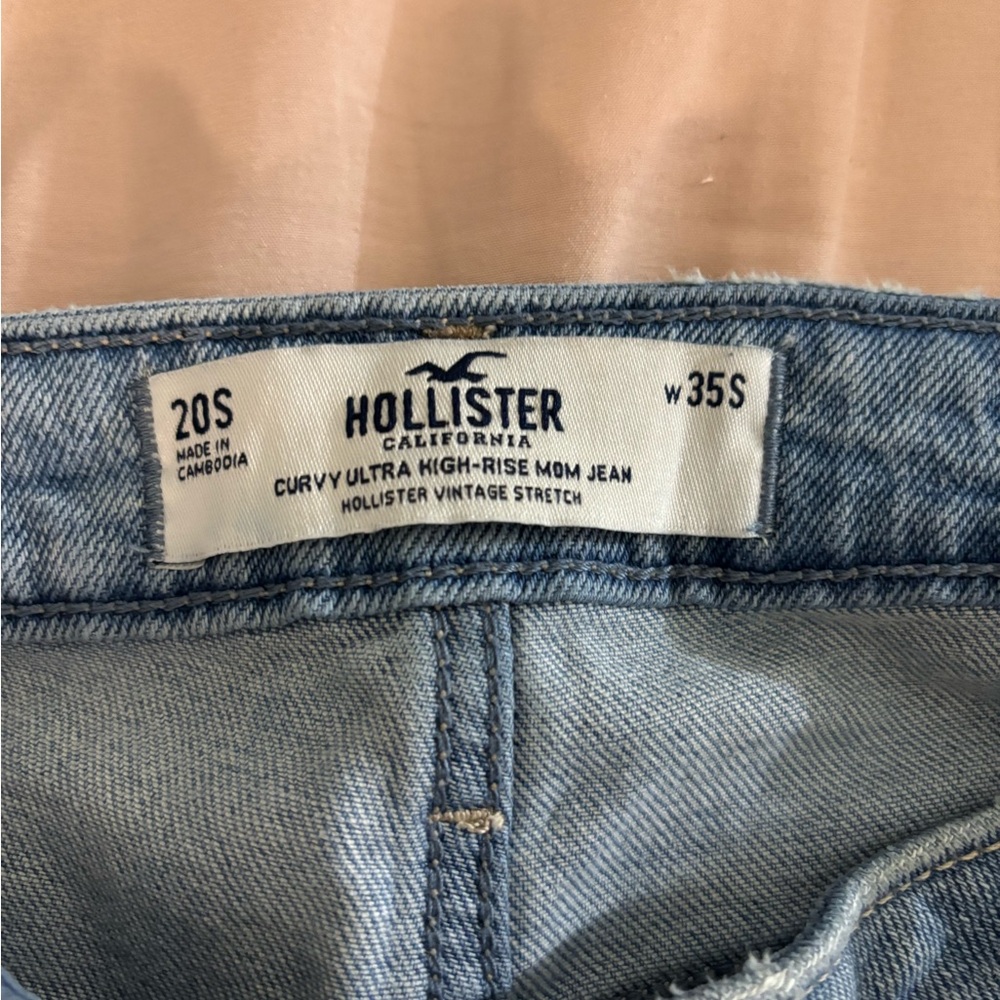 Hollister Women's High Rise Jeans - Light Blue - Picture 2 of 3